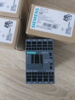 Siemens 3RT2015-2VB41 Stycznik serii SPRZĘGAJĄCY, AC-3, 3KW/400V, 1NO, DC 24V, 0.85...1.85*US, Z DIODĄ 3-POLOWY ROZMIAR S00, ZACISKI SPRĘŻYNOWE Nowy w super cenie